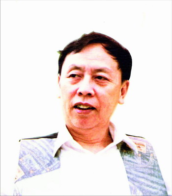 [曲艺家篇] 黄俊英:纵横艺坛半世纪 才子风流永少年