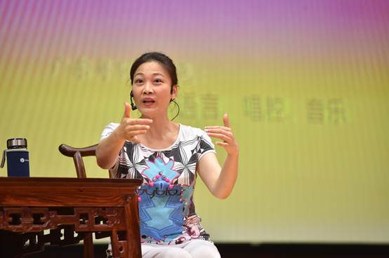 "粤剧粤曲大家谈"第五讲精彩回顾:正印花旦蒋文端在广州图书馆开讲