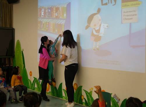 说明: \\10.0.150.150\南二楼共享\D 读书会\4月\4.22爱看书的莉莉\DSC02083.JPG