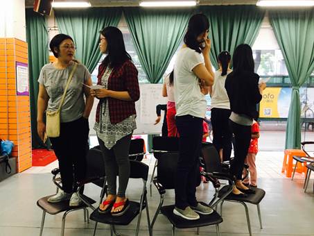 说明: C:\Users\XUYUXIAN\Desktop\5月轮岗文档\学会业界动态上传资料\5.2接收\5.2接收\白云区 4月29、30活动通讯 - 复件(1)\4月29、30活动通讯\“儿童成长”系列之第一期“家长管教有妙法”正面管教工作坊\_20170430195904.jpg