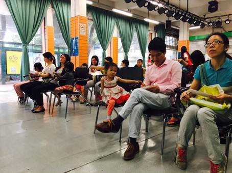 说明: C:\Users\XUYUXIAN\Desktop\5月轮岗文档\学会业界动态上传资料\5.2接收\5.2接收\白云区 4月29、30活动通讯 - 复件(1)\4月29、30活动通讯\“儿童成长”系列之第一期“家长管教有妙法”正面管教工作坊\20170430200002.jpg