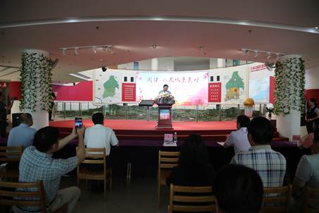 说明: C:\Users\XUYUXIAN\Desktop\5月轮岗文档\学会业界动态上传资料\5.2接收\5.2接收\增城图书馆活动报道\书香节开幕式\JP0A2364.JPG