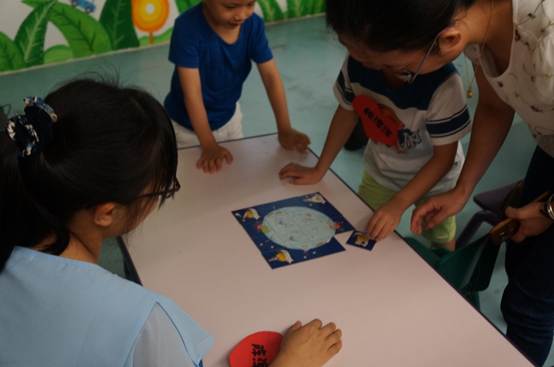 说明: \\10.0.150.150\南二楼共享\D 读书会\5月\2017年5月13日小王子\DSC02557.JPG