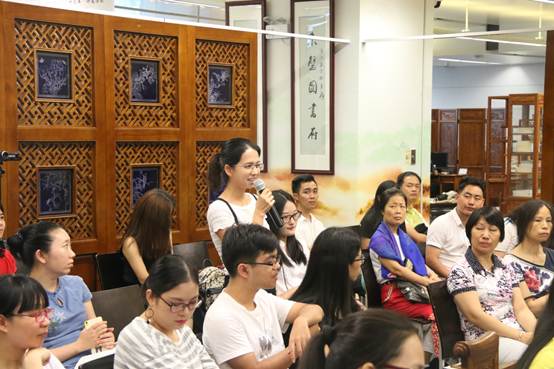 说明: H:\2017年粤剧粤曲大家谈\2017.06.17广州图书馆大戏如梦——梁郁南粤剧作品分享第二期讲座照片《花月影》\发文研院\IMG_4428.JPG