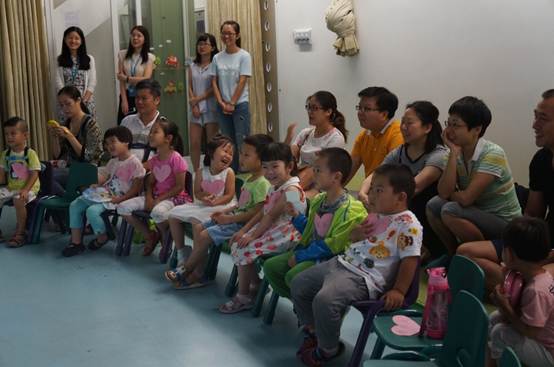 说明: \\10.0.150.150\南二楼共享\D 读书会\7月\2017年7月活动剪影\14.JPG