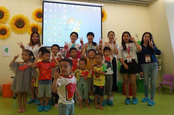 说明: \\10.0.150.150\南二楼共享\D 读书会\7月\2017年7月活动剪影\9.JPG