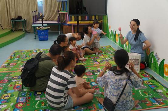 说明: \\10.0.150.150\南二楼共享\D 读书会\8月\3a color of his own\DSC03766.JPG