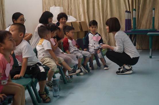 说明: \\10.0.150.150\南二楼共享\D 读书会\9月\9.30五只好老鼠\DSC04157.JPG