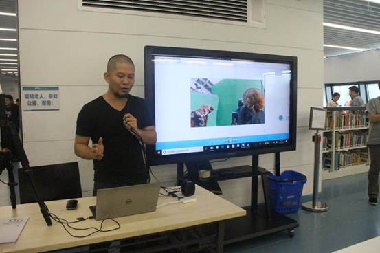 说明: G:\场景设计在漫画与电影中的重要作用\照片\选择\IMG_3676.JPGIMG_3676