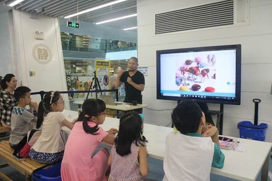 说明: G:\场景设计在漫画与电影中的重要作用\照片\选择\IMG_3668.JPGIMG_3668