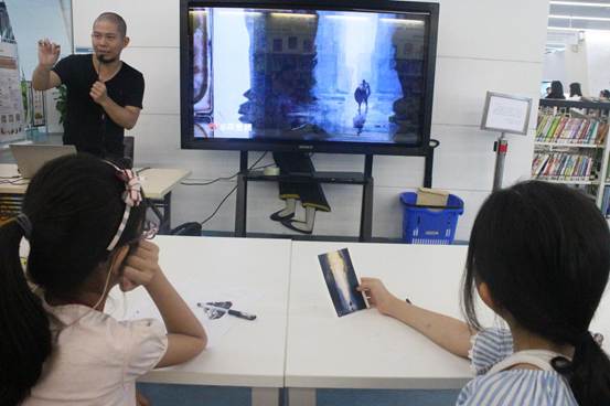 说明: E:\场景设计在漫画与电影中的重要作用\照片\选择\IMG_3860.JPGIMG_3860