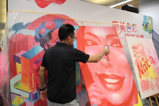 说明: C:\Users\longliuting\Desktop\8.10活动\图片\IMG_1533.JPG