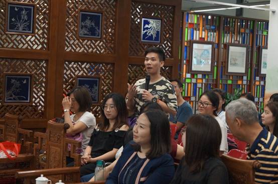 说明: D:\何虹D盘备份\广图办公电脑E盘备份\2019年工作文件\2019粤剧粤曲大家谈\2019年粤剧粤曲大家谈\总第29期\照片\DSC02451.JPG