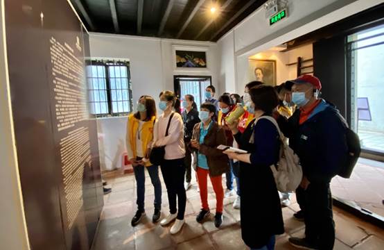 说明: G:\202012月要做的工作\2020年12月13日“穿粤古今”广州城市建筑文化导赏\12.13活动照片\微信图片_20201214005546.jpg