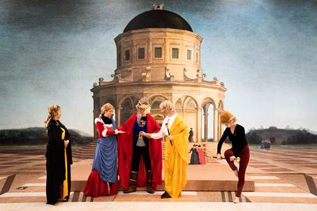 说明: 舞蹈表演2