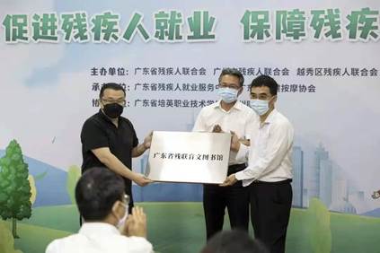 说明: e22886d318779e7343917789aac5ca9