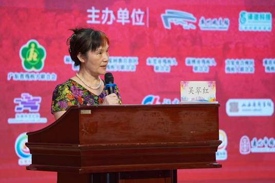 说明: 3f9dd6826d4e447e877136db54153192