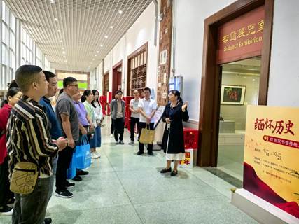 说明: 20240924广西代表团参观少图主题馆 (2)