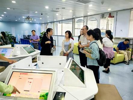 说明: 0684124822f24a4d219299c04ffca3f